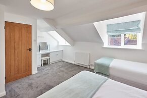 Host Stay Low Barn Cottage