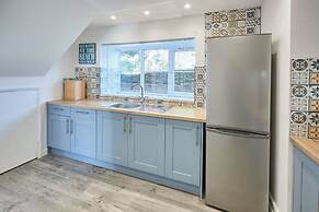 Host Stay Low Barn Cottage