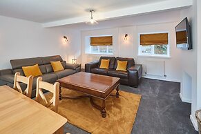 Host Stay Low Barn Cottage