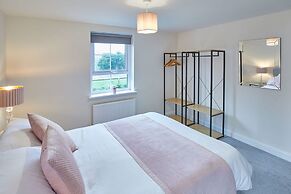 Host Stay Emmy s Escape