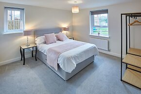 Host Stay Emmy s Escape