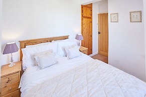 Host Stay Martinmas Cottage