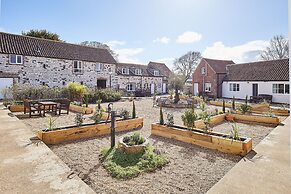 Host Stay Martinmas Cottage