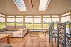 Host Stay Cheviot View