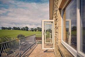 Host Stay Cheviot View