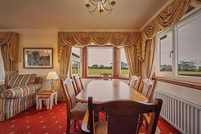 Host Stay Cheviot View
