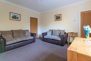 Host Stay No 4 Daisy Cottage