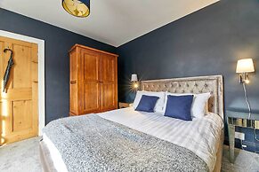 Host Stay The Blacksmiths