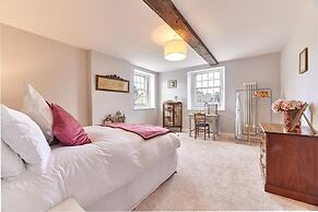 Host Stay The Old Workhouse