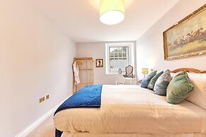 Host Stay The Old Workhouse