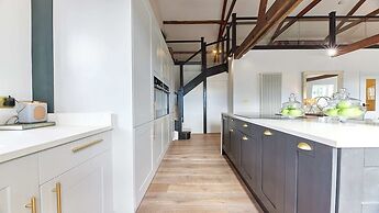 Host Stay The Old Workhouse