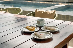 Qavi - Gaudium Apart Hotel