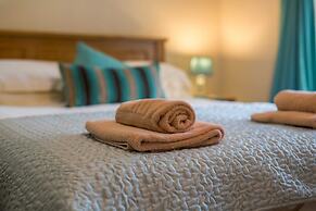 Host Stay No 5 Poppy Cottage