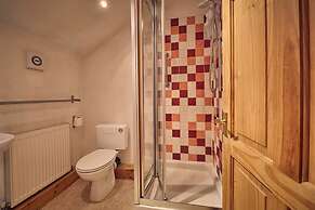 Host Stay The Red Brick Barn