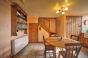 Host Stay The Red Brick Barn