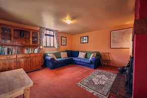 Host Stay The Red Brick Barn