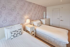 Host Stay The Plaice