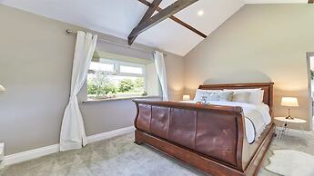 Host Stay The Pepper Pot