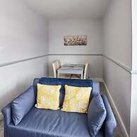 Host Stay Cobblestones