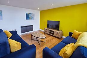 Host Stay The Royal Hideaway