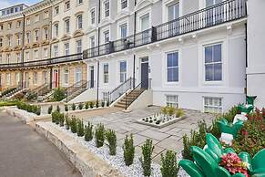 Host Stay The Royal Hideaway