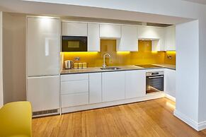 Host Stay The Royal Hideaway