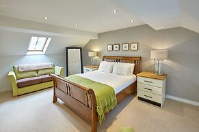 Host Stay Doray House