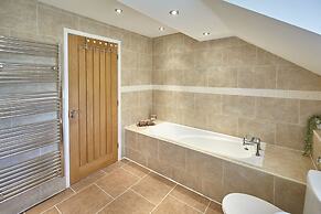 Host Stay Doray House