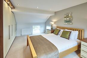 Host Stay Doray House