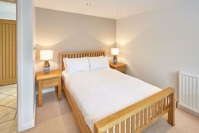 Host Stay Doray House