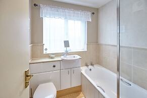 Host Stay Honeysuckle Cottage