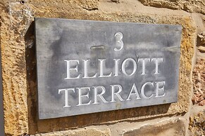 Host Stay Elliott Terrace
