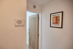 Host Stay Studio Pod 1