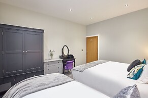 Host Stay Chilton at Carlill House