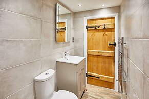 Host Stay Eden Cottage