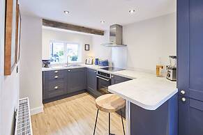 Host Stay 2 College Square