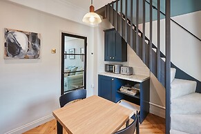 Host Stay The Railman s House