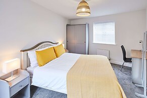 Host Stay Aynsley Mews