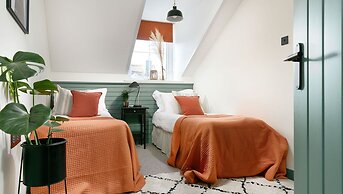 Host Stay Sussex Place