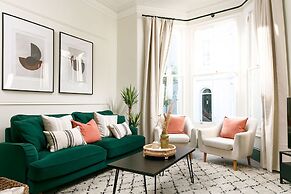 Host Stay Sussex Place