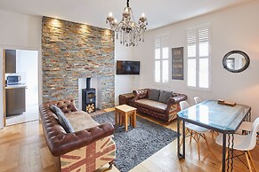 Host Stay Boutique Balcony