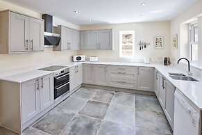 Host Stay Foggyshaw Lodge