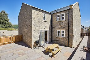 Host Stay Foggyshaw Lodge