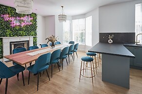 Host Stay Parkside Villa