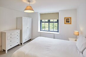 Host Stay The Duck Pond