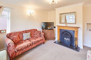 Host Stay Coach Cottage