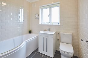 Host Stay Coach Cottage