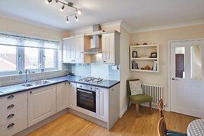 Host Stay Coach Cottage