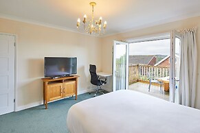 Host Stay Coach Cottage