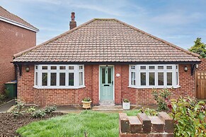 Host Stay Coach Cottage